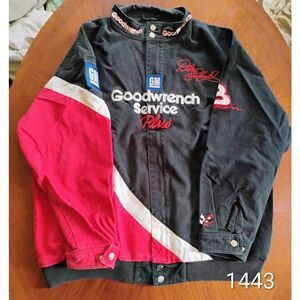 Chase Authentics Earnhardt Coat Size: XXL